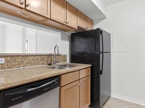 3204 Menchaca RD 710, Austin TX 78704