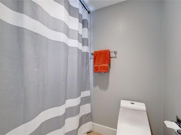 1707 Spyglass DR 61, Austin TX 78746