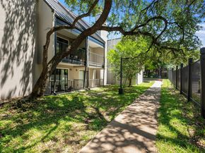 935 La Posada DR 243, Austin TX 78752