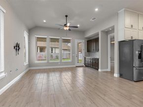 305 Arrowhead Mound RD, Georgetown TX 78628