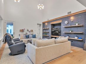 11119 Lakeside DR, Jonestown TX 78645