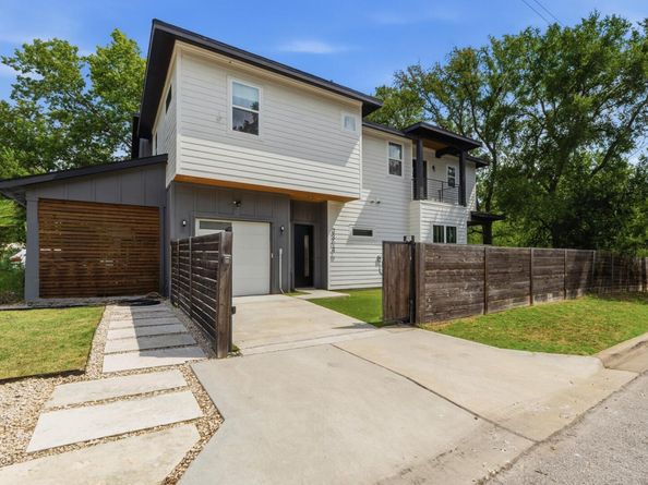 3304 E 17th ST B, Austin TX 78721