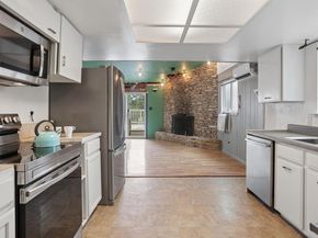 10913 Ridgeway ST, Jonestown TX 78645