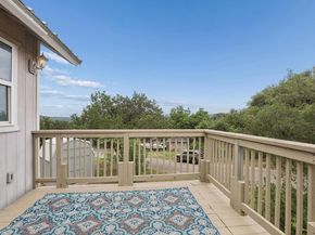 10913 Ridgeway ST, Jonestown TX 78645
