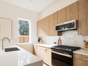 6409 Bradsher B, Austin TX 78745