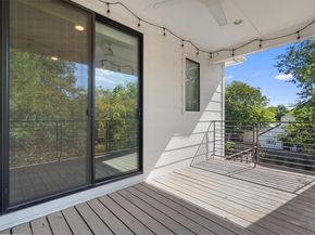 1107 Taulbee LN B, Austin TX 78757