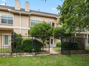10300 Morado CV 904, Austin TX 78759