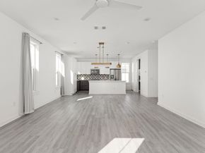 2624 Metcalfe RD 17, Austin TX 78741