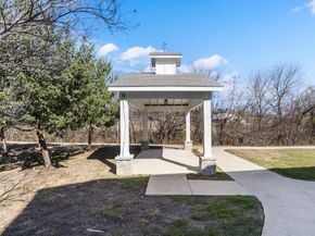 2624 Metcalfe RD 17, Austin TX 78741