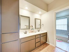 3200 Duval St 101, Austin TX 78705