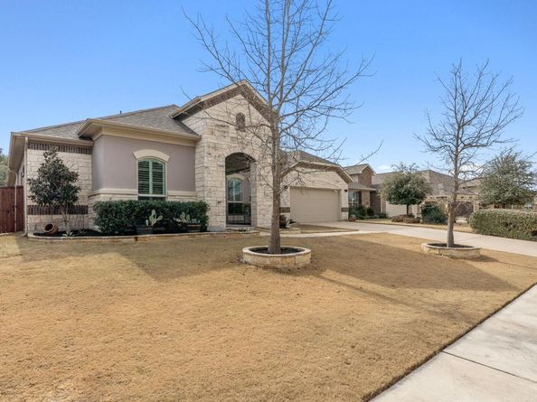213 Garden Gate LN, Liberty Hill TX 78642