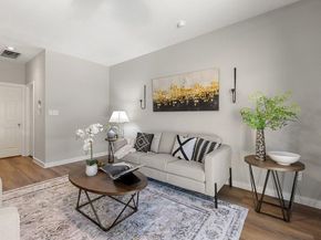 7501 Shadowridge RUN 119, Austin TX 78749