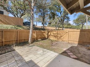 7501 Shadowridge RUN 119, Austin TX 78749