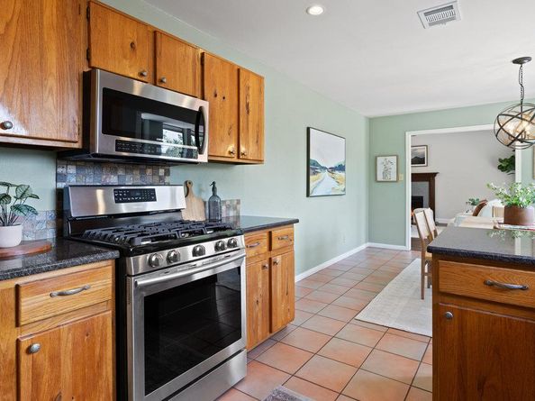 7812 Turquoise TRL, Austin TX 78749