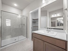 8012 Shining Flor RUN, Lago Vista TX 78645