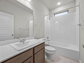 8012 Shining Flor RUN, Lago Vista TX 78645