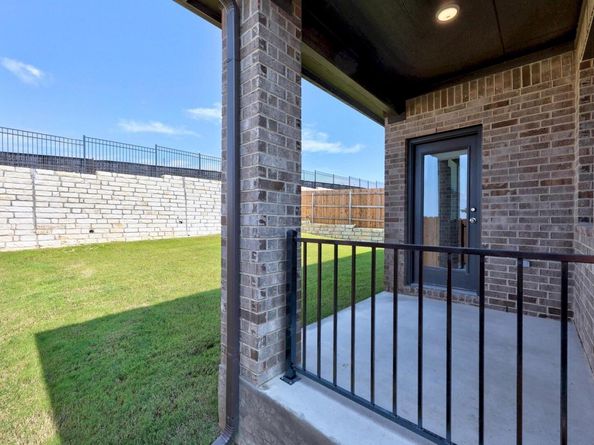8012 Shining Flor RUN, Lago Vista TX 78645