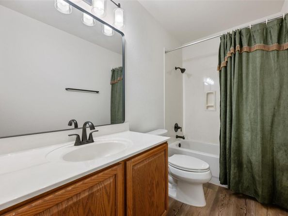 608 Haleys CV, Leander TX 78641
