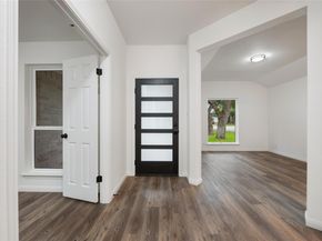 608 Haleys CV, Leander TX 78641