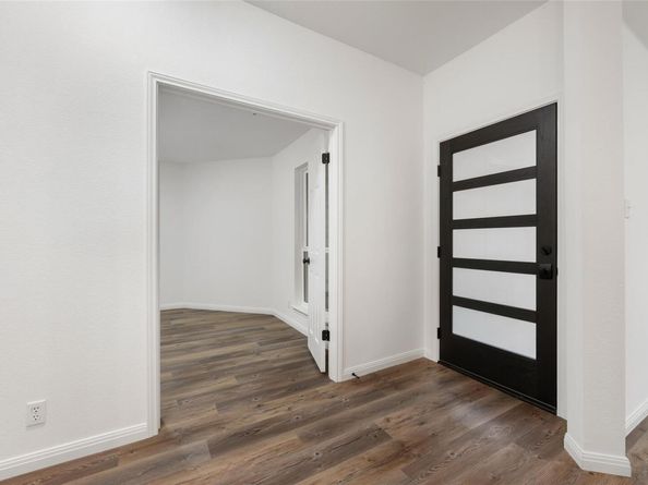 608 Haleys CV, Leander TX 78641