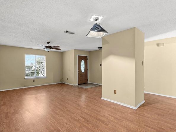 9317 Independence LOOP, Austin TX 78748