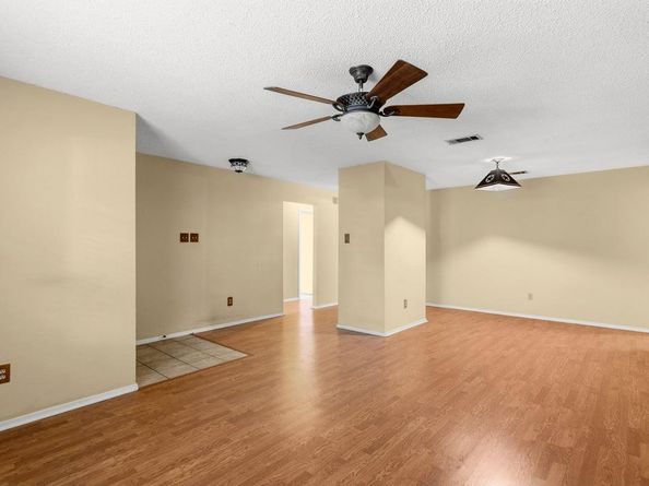 9317 Independence LOOP, Austin TX 78748