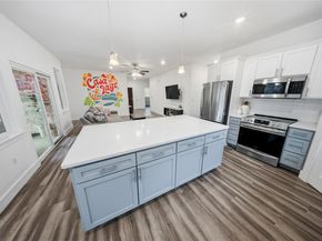7502 Stable LN, Lago Vista TX 78645