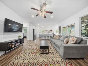 7502 Stable LN, Lago Vista TX 78645