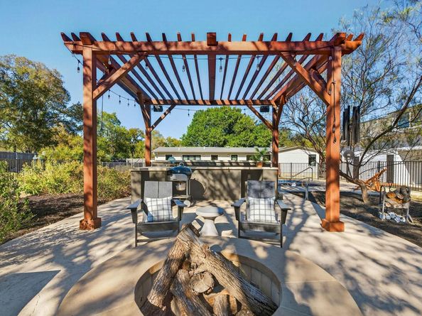 1909 Stanley Ave, Austin TX 78745