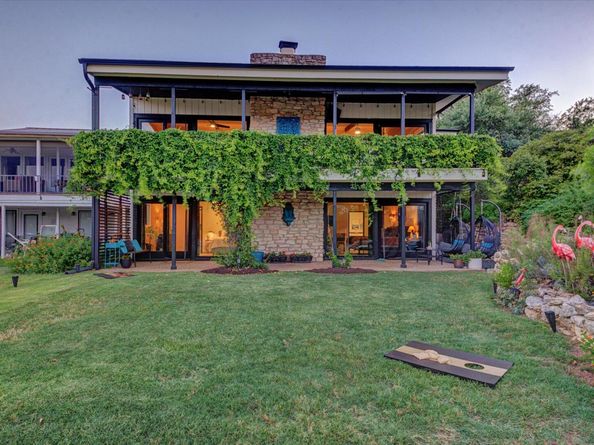 402 Seawind ST, Lakeway TX 78734