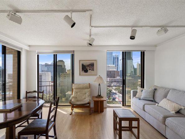 1122 Colorado ST 1507, Austin TX 78701