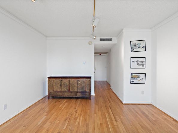 1122 Colorado ST 1507, Austin TX 78701