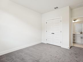 200 W 56th ST 1103, Austin TX 78751