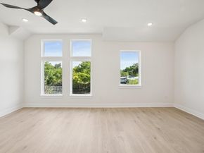 200 W 56th ST 1103, Austin TX 78751
