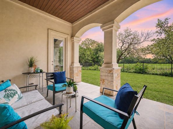 2210 University Club DR 5A, Austin TX 78732