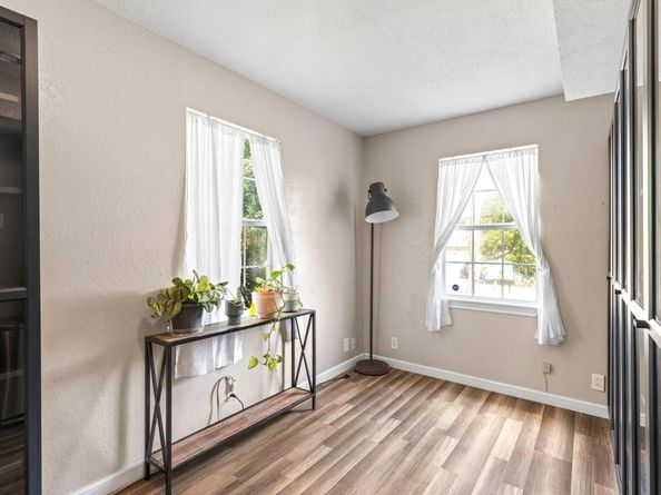 11004 Elm ST, Jonestown TX 78645