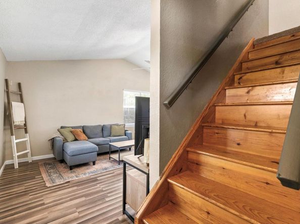 11004 Elm ST, Jonestown TX 78645