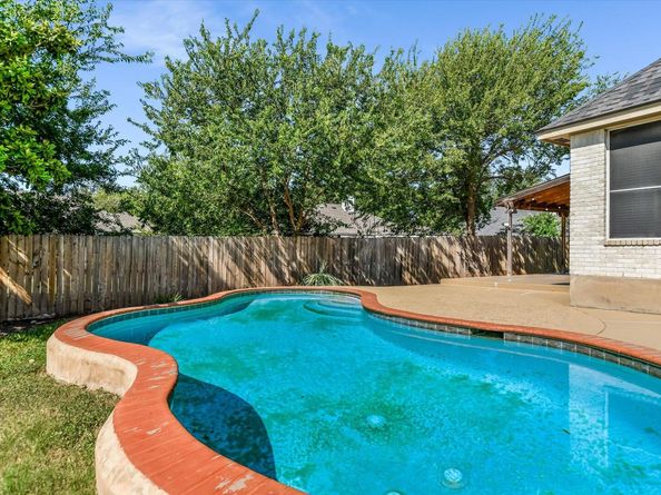 2304 Miramar CV, Round Rock TX 78665