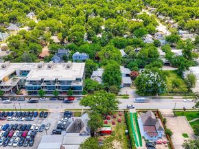1409 E Cesar Chavez BLVD, Austin TX 78702
