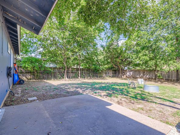 8018 Rockwood LN, Austin TX 78757