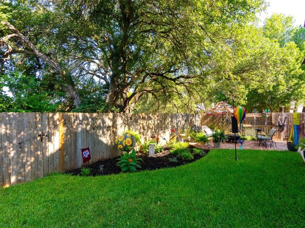 8711 Glen Canyon DR, Round Rock TX 78681