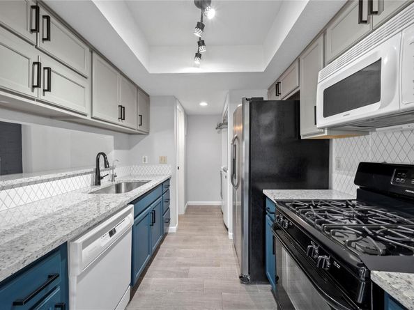 11301 Jollyville RD B3, Austin TX 78759