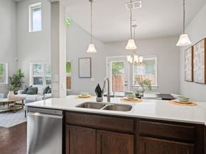 12900 Michelangelo ST 401, Austin TX 78729