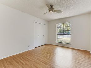 7128 S Brook DR, Austin TX 78736