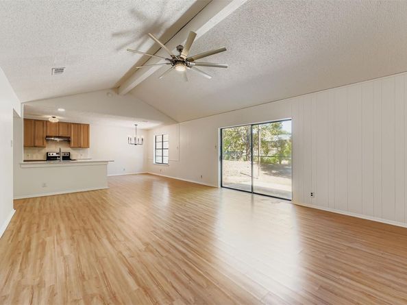 7128 S Brook DR, Austin TX 78736