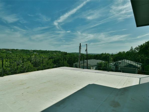 7706 Dakota CIR, Lago Vista TX 78645