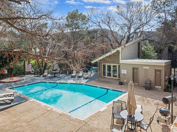 1135 Barton Hills DR 138, Austin TX 78704