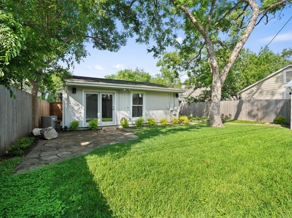 1513 Westover RD, Austin TX 78703