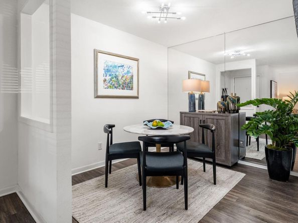 8210 Bent Tree RD 118, Austin TX 78759