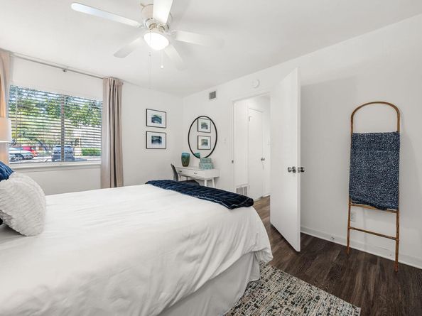 8210 Bent Tree RD 118, Austin TX 78759